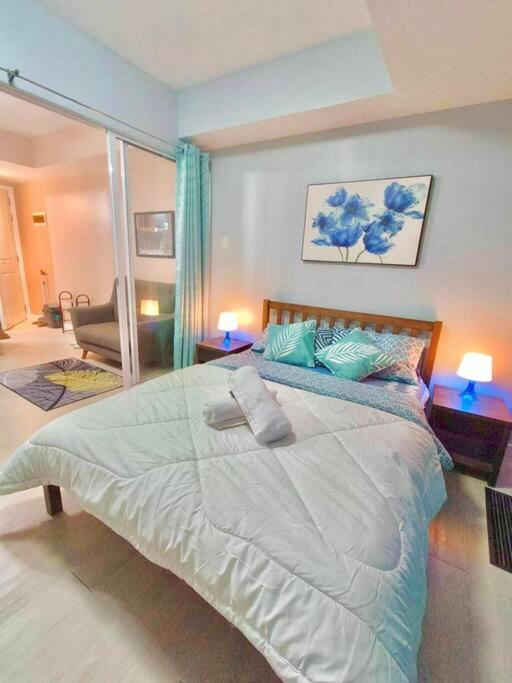 1 Bedroom Affordable Azure Staycation Near Naia 마닐라 외부 사진