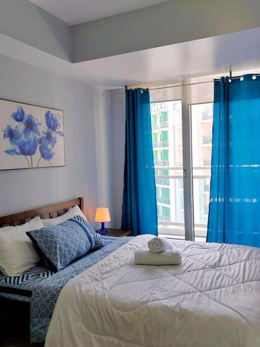 1 Bedroom Affordable Azure Staycation Near Naia 마닐라 외부 사진